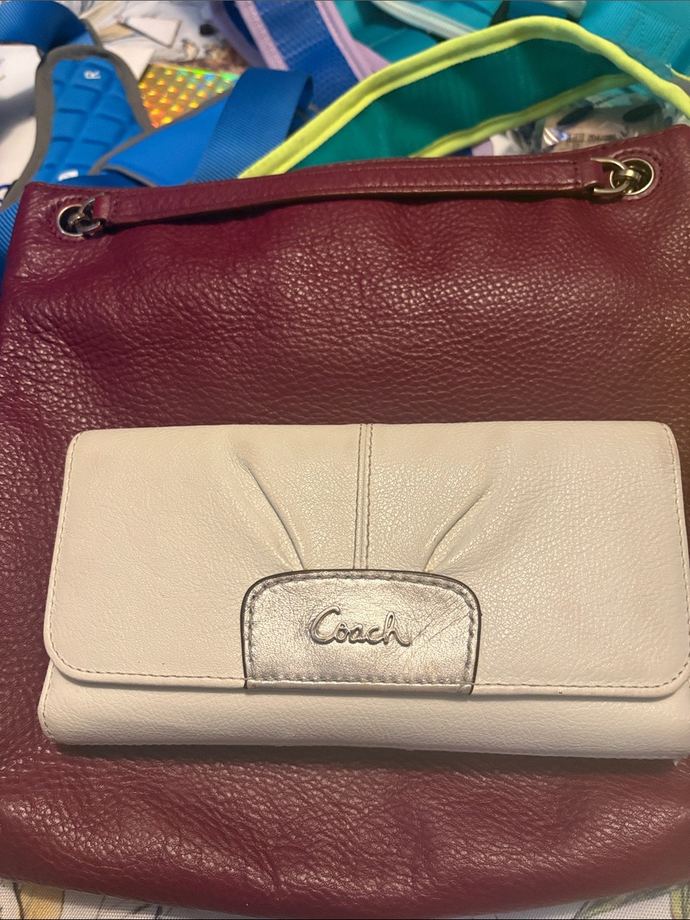 Coach Cream Leather Continental Wallet